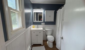 52 Forest Ave, Augusta, ME 04330