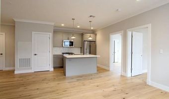 31 Orleans St Unit 303, Boston, MA 02128