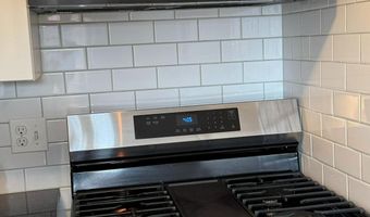 1509 S GEORGE MASON Dr 22, Arlington, VA 22204