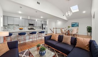 41 E 16TH St 2, Bayonne, NJ 07002