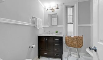 18 Middletown Ave, Atlantic Highlands, NJ 07716