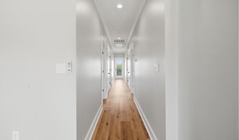 4062 Devon St, Bay St. Louis, MS 39520