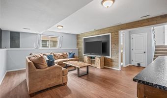 14172 Rockaway Ct, Basehor, KS 66007