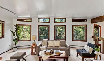 10151 Evergreen Tree St, Anchorage, AK 99507