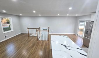 4813 LAWRENCE St, Alexandria, VA 22309