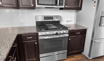 801 Grafton Peak Ln, Apex, NC 27523
