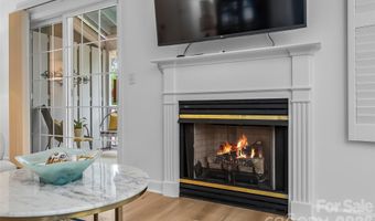 19 Willowick Dr, Asheville, NC 28803