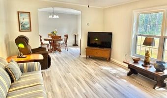 10 Pinecone Dr, Alfred, ME 04002