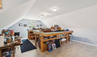 83 Valley Dam Rd, Barnstead, NH 03225