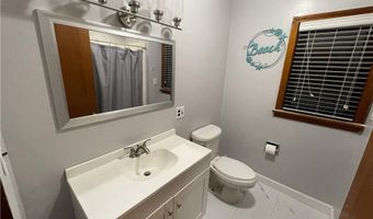 2792 S Canfield Niles Rd, Austintown, OH 44515