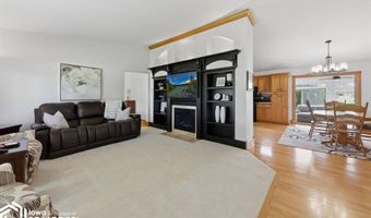 1465 NE 88Th St, Altoona, IA 50009