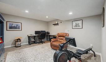 1636 25th Ave SW, Altoona, IA 50009