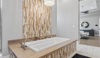 5 Crystal Tree Pass, Henderson, NV 89052