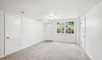 7001 LONGWOOD Dr, Bethesda, MD 20817