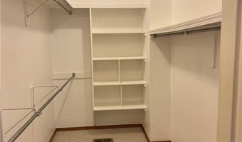 25 Elizabeth Dr, Bella Vista, AR 72715