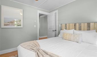 1 Irvings Path, Narragansett, RI 02882