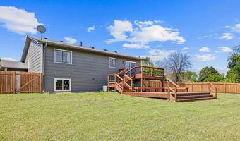 13693 Hidden Creek Dr, Andover, MN 55304