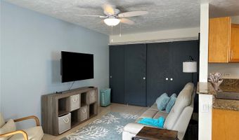 2211 Ala Wai Blvd B802, Honolulu, HI 96815