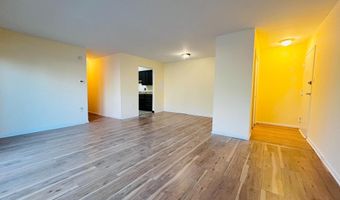 5217 NEWTON St 101, Bladensburg, MD 20710