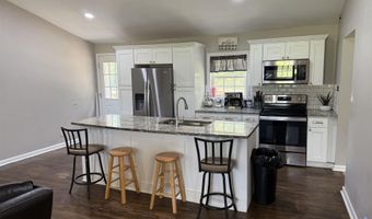 377 Shoal Creek Rd, Arab, AL 35016
