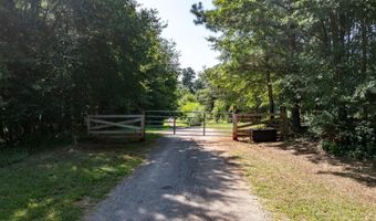 1140 Reynolds Bridge Rd, Benton, TN 37307