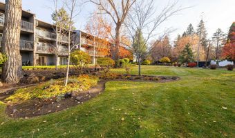 1565 NW Wall St 154/155, Bend, OR 97703