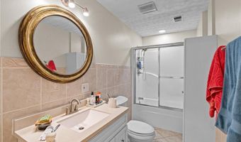 38 Steeple Ln, Lincoln, RI 02865