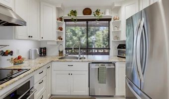 2942 Lawrence St, San Diego, CA 92106