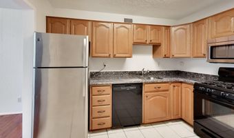 5225 POOKS HILL Rd 220N, Bethesda, MD 20814