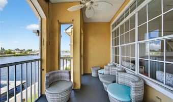 6428 SUNSET BAY Cir, Apollo Beach, FL 33572