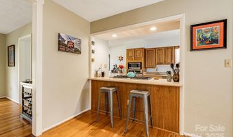 226 Wildflower Rd, Asheville, NC 28804