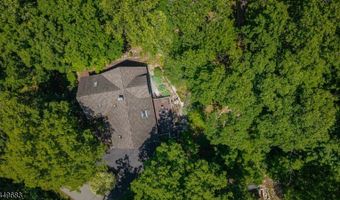 1150 Lakeside Dr, Alloway, NJ 07422