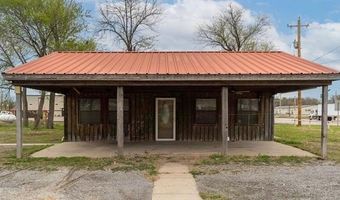 205 S Mayes St, Adair, OK 74330