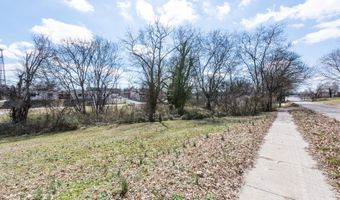 Sanderson St, Alcoa, TN 37701