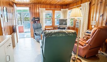 35 Middle Rd, Acton, ME 04001