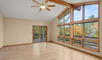 585 Nyla Ln, Ashland, OR 97520