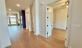 8900 W Comet Dr, Bentonville, AR 72713