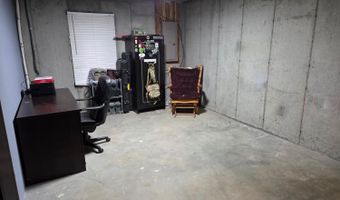 341 Courtland Dr, Appomattox, VA 24522