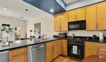 2363 CHAMPLAIN St NW 3, Washington, DC 20009
