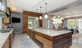 126 Cliff Dr, Narragansett, RI 02882