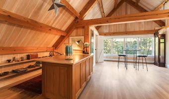 11 Grason Ln, Bar Harbor, ME 04609