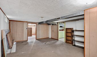 1103 S Darling Dr NW, Alexandria, MN 56308