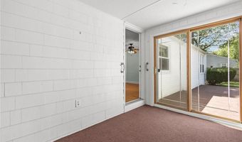 54 Frontier Rd, Warwick, RI 02889