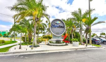 902 BUNKER VIEW Dr, Apollo Beach, FL 33572