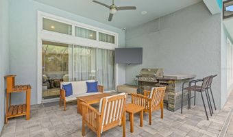 7114 BOWSPIRIT Pl, Apollo Beach, FL 33572