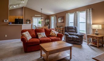 8199 Overbrooke Ln, Avon, IN 46123