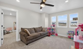 560 Aurora Blvd, Chubbuck, ID 83202