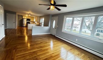 14 Palm St, North Providence, RI 02904