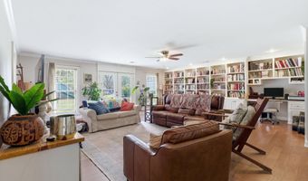 901 W Iowa St, Beebe, AR 72012