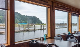 142 BAY FRONT Loop, Winchester Bay, OR 97467